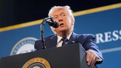 trump-mak.webp