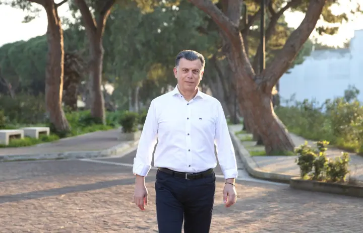 nikhtaras3.jpg