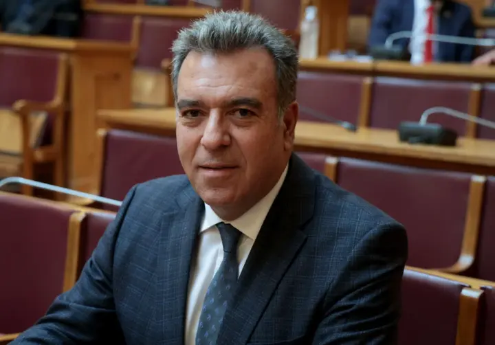 stighmiotipo-othonis-2025-10-15-083443.png