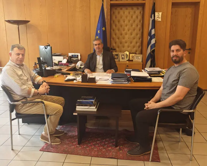 2025-6-04-sinantisi-me-ghgh-ipodomwn.jpg