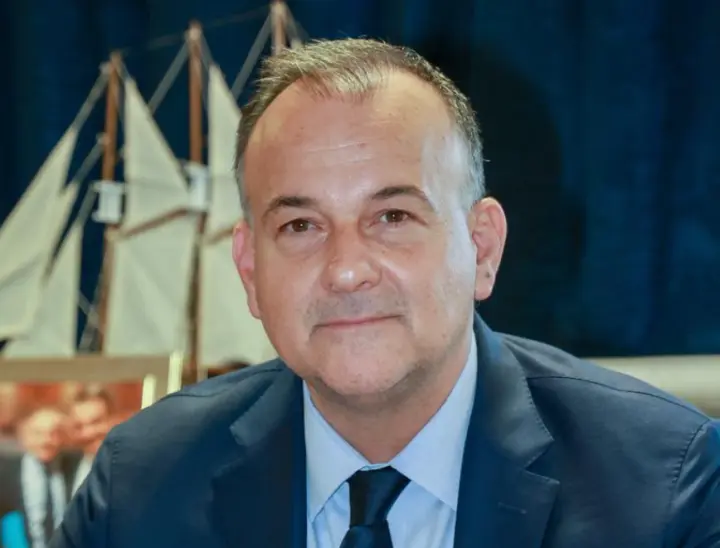 stighmiotipo-othonis-2025-06-25-081753.png