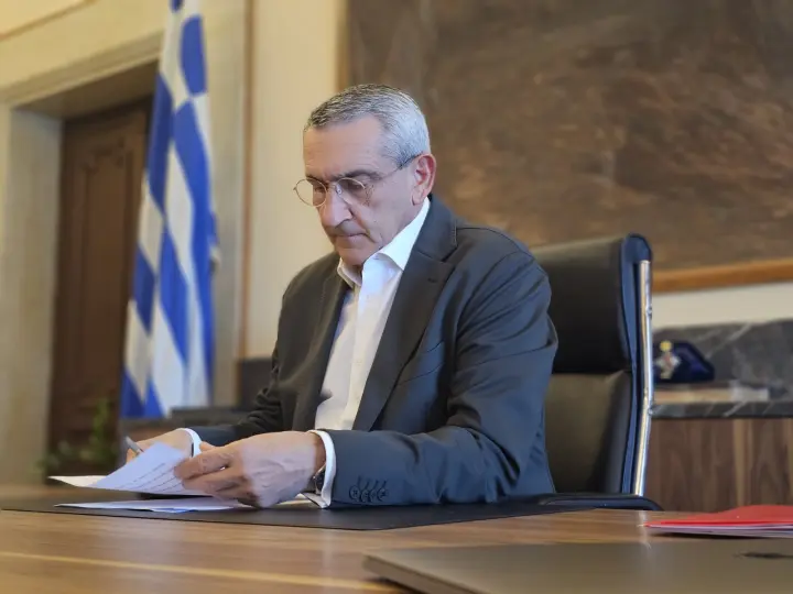 gh.-khatzimarkos.jpg