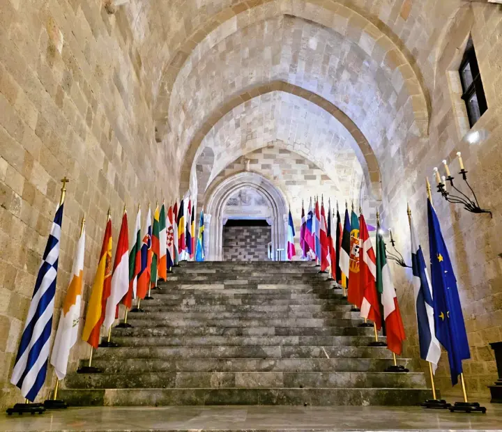 kastello_rodos_flags_eu.jpg